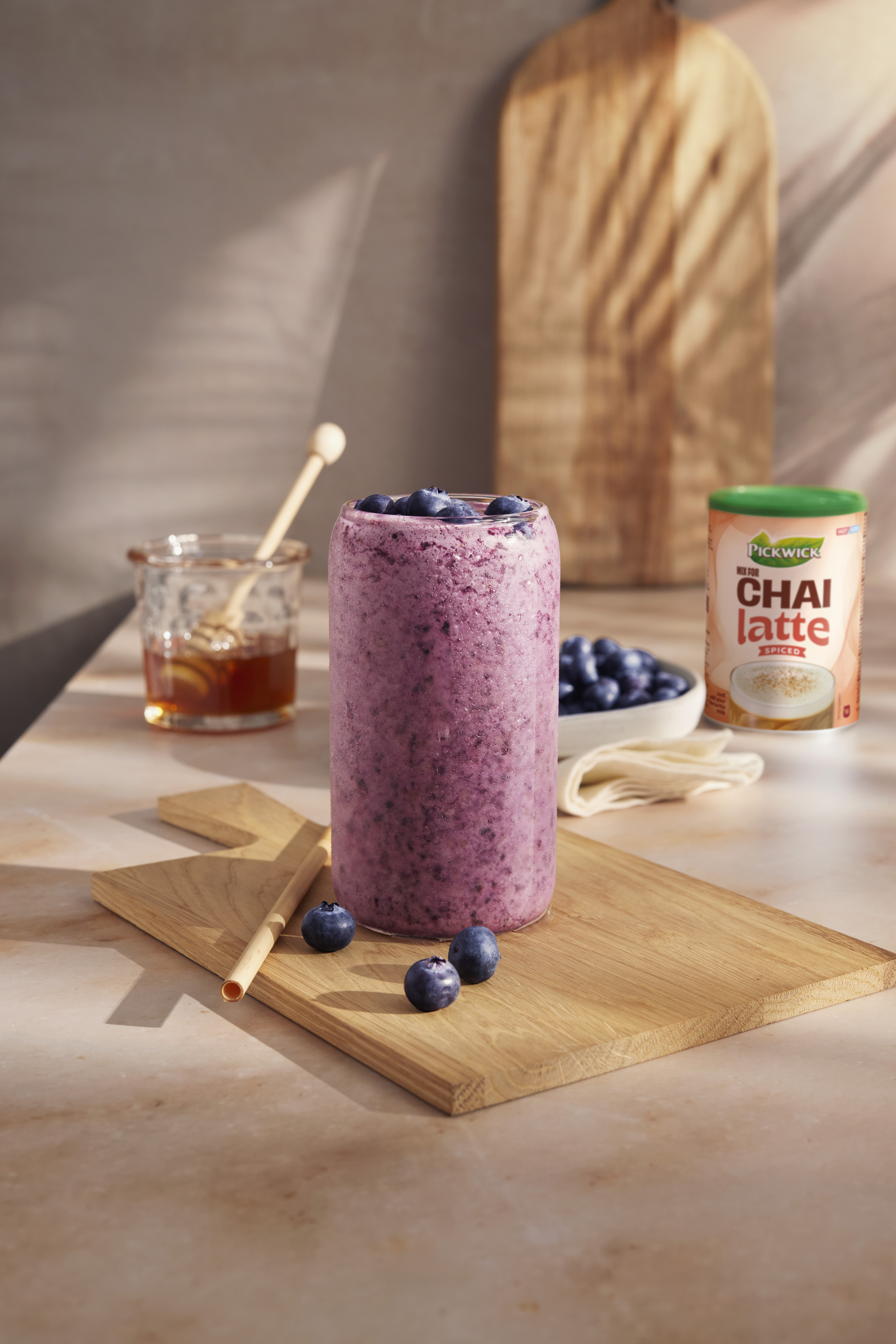 Spiced Chai blauwe bessen ijssmoothie